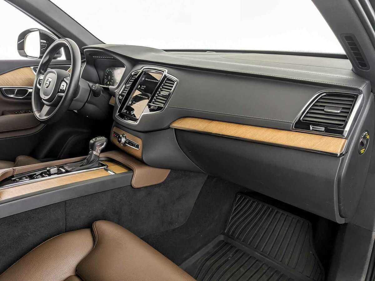 Volvo XC90 2021 года с пробегом. Фото: #7