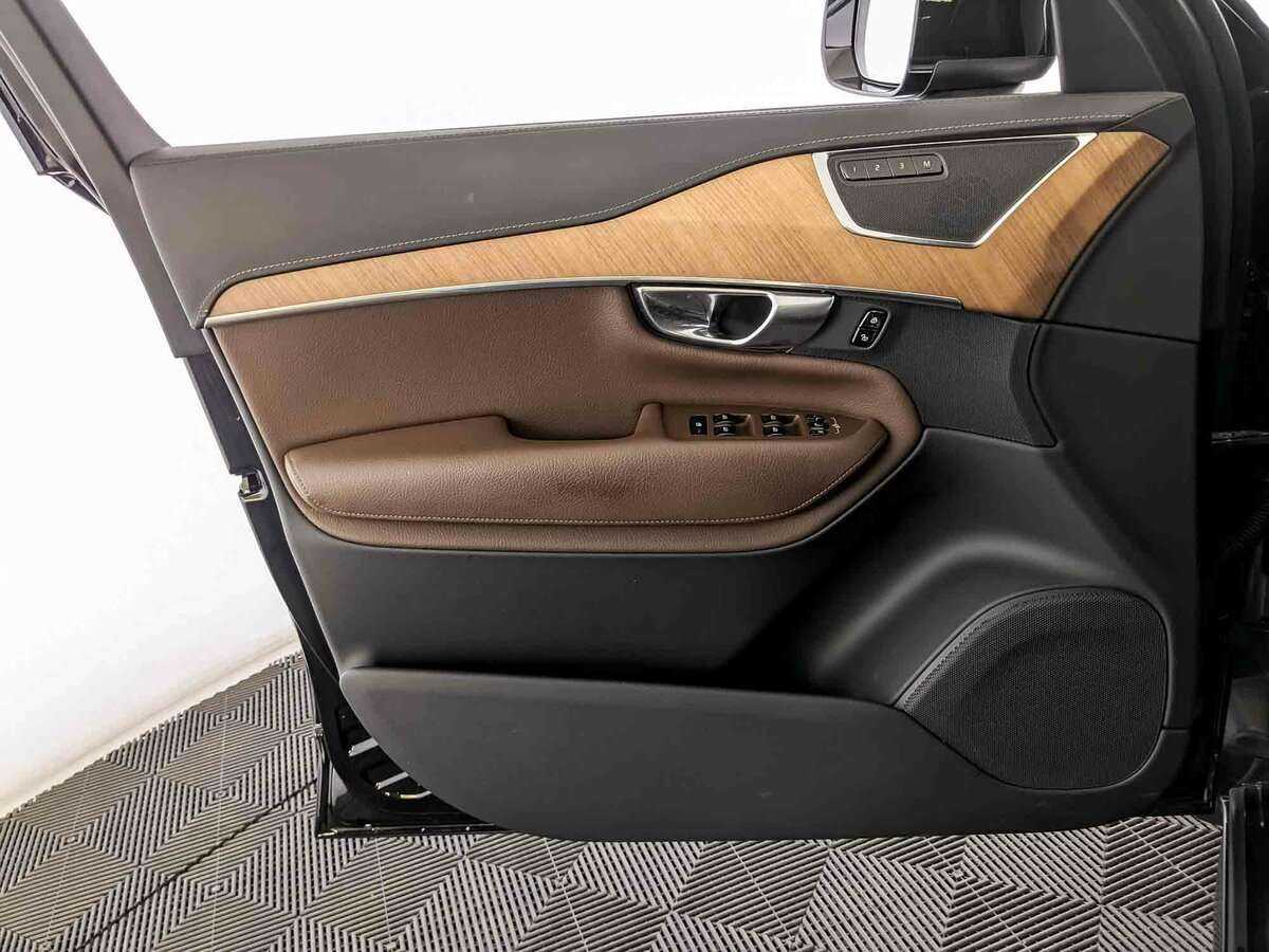 Volvo XC90 2021 года с пробегом. Фото: #13