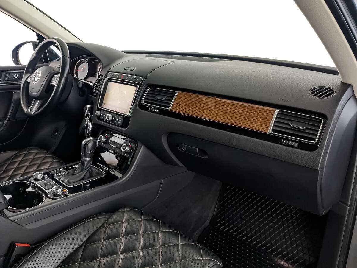 Volkswagen Touareg 2017 года с пробегом. Фото: #8