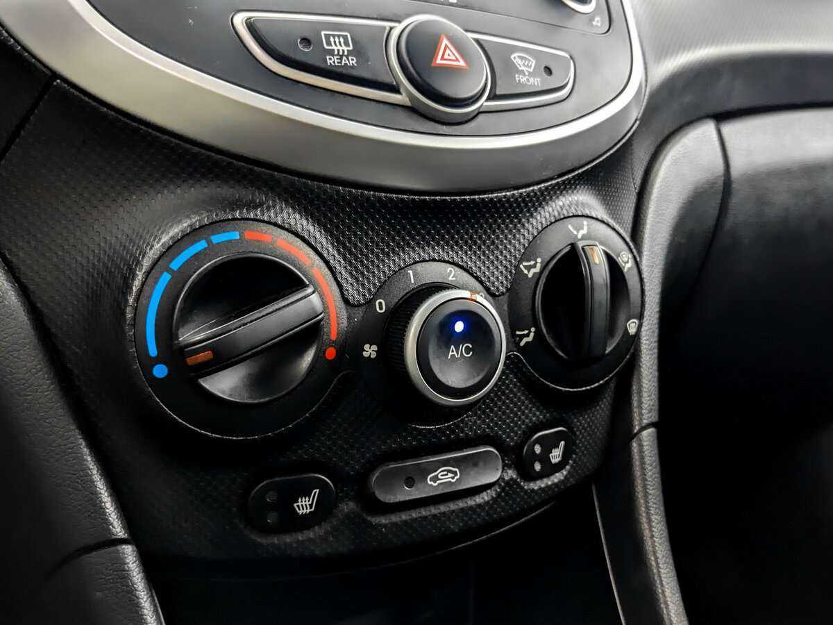 Hyundai Solaris 2011 года с пробегом. Фото: #9