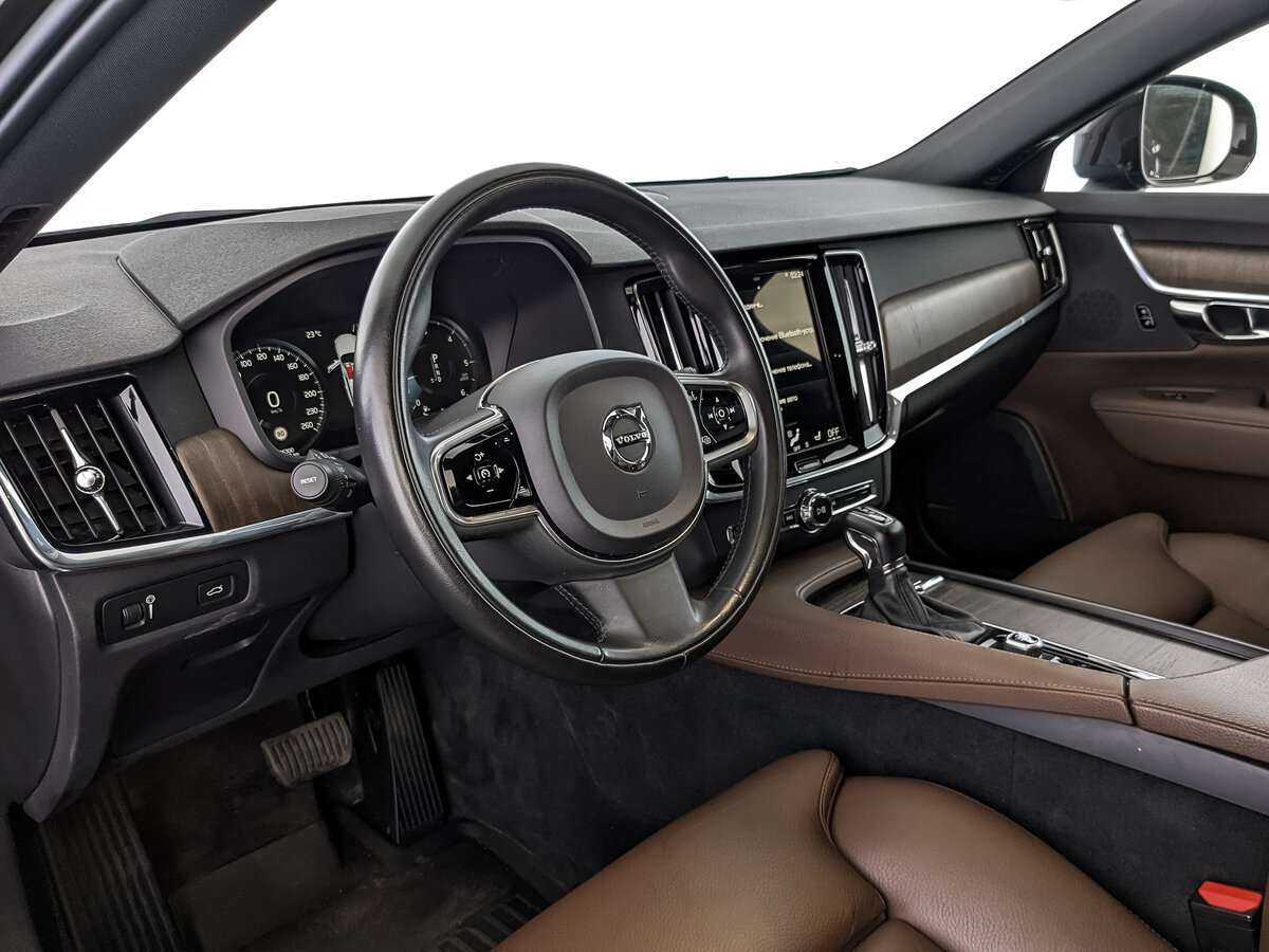 Volvo V90 2020 года с пробегом. Фото: #10