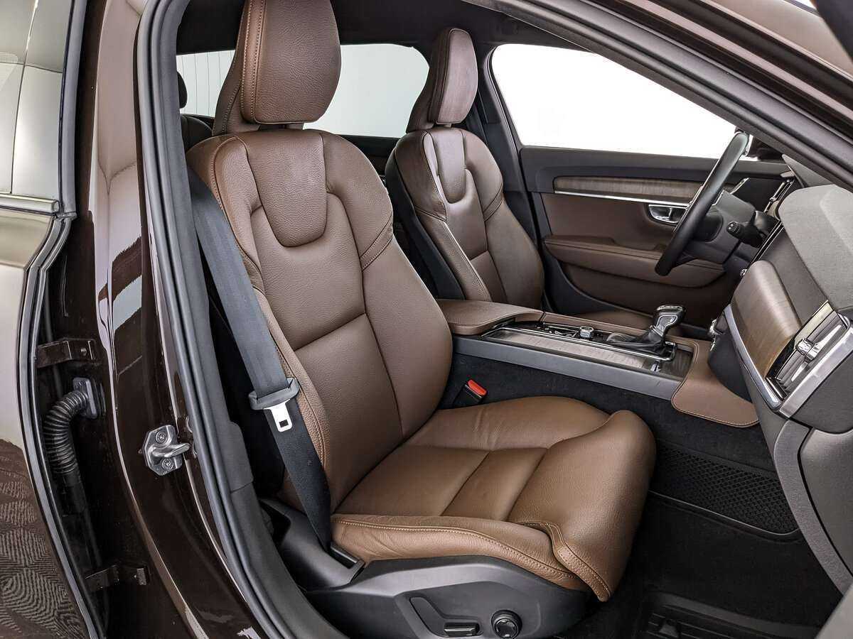 Volvo V90 2020 года с пробегом. Фото: #19