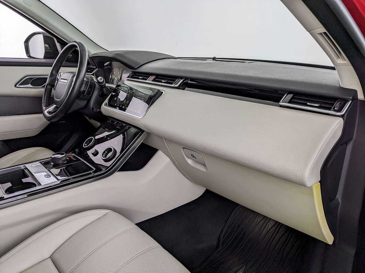 Land Rover Range Rover Velar 2020 года с пробегом. Фото: #8