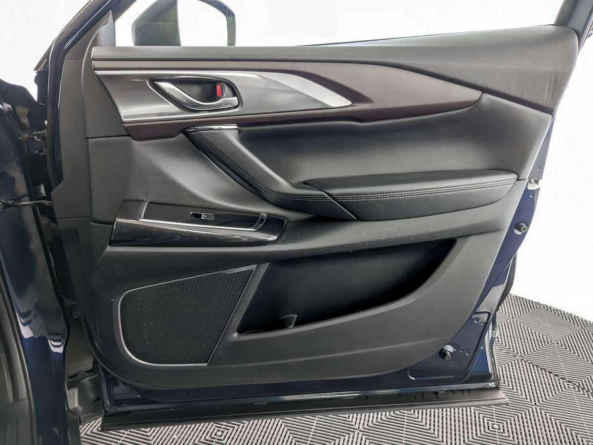 Mazda CX-9 2018 года с пробегом. Фото: #18