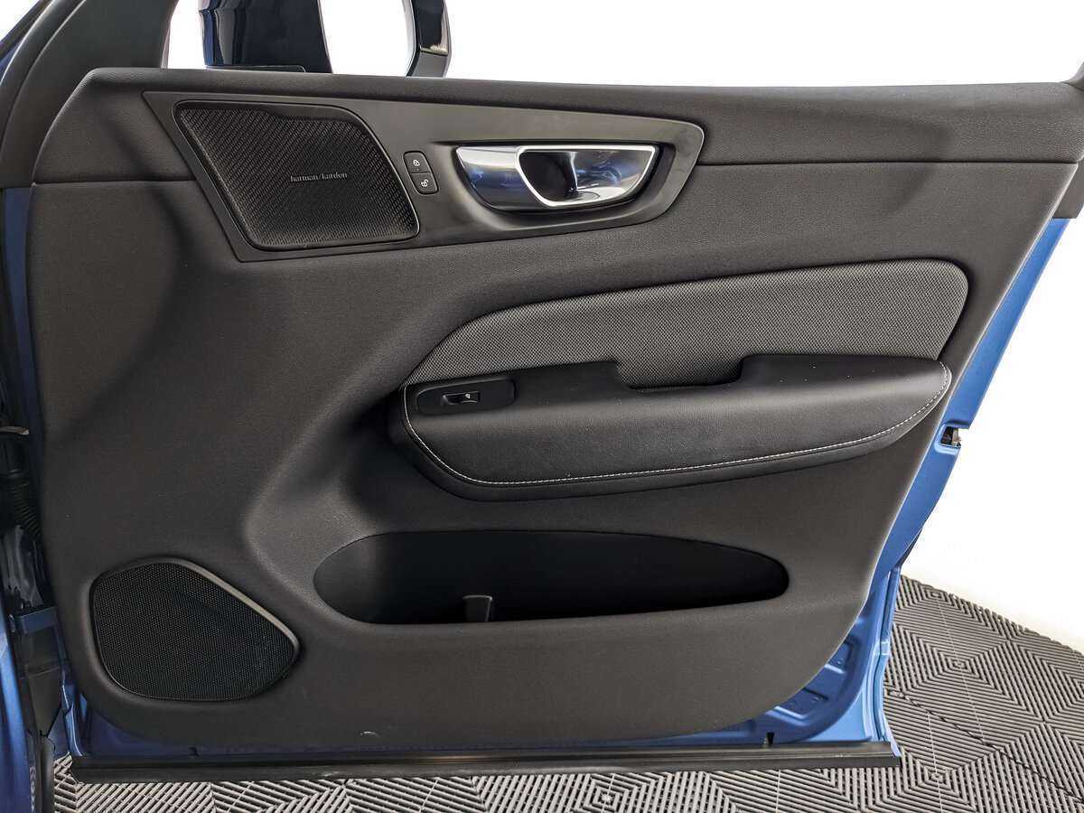 Volvo XC60 2019 года с пробегом. Фото: #20