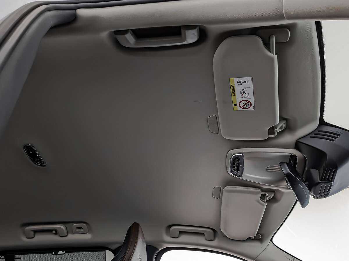 Volvo XC90 2019 года с пробегом. Фото: #18