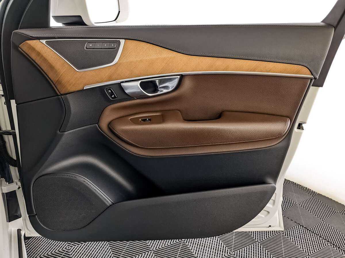 Volvo XC90 2019 года с пробегом. Фото: #20