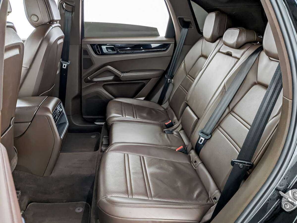 Porsche Cayenne 2019 года с пробегом. Фото: #9