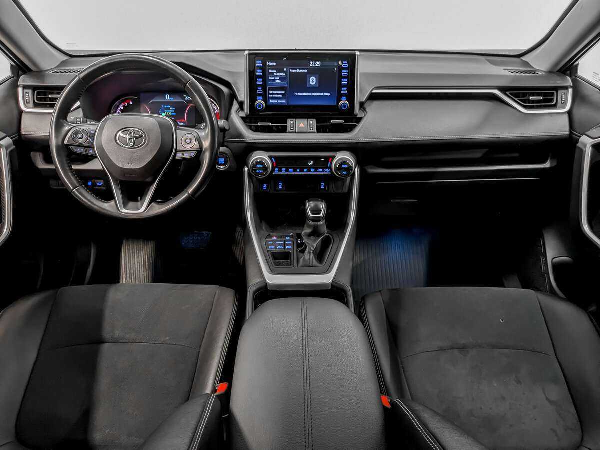 Toyota RAV4 2021 года с пробегом. Фото: #11