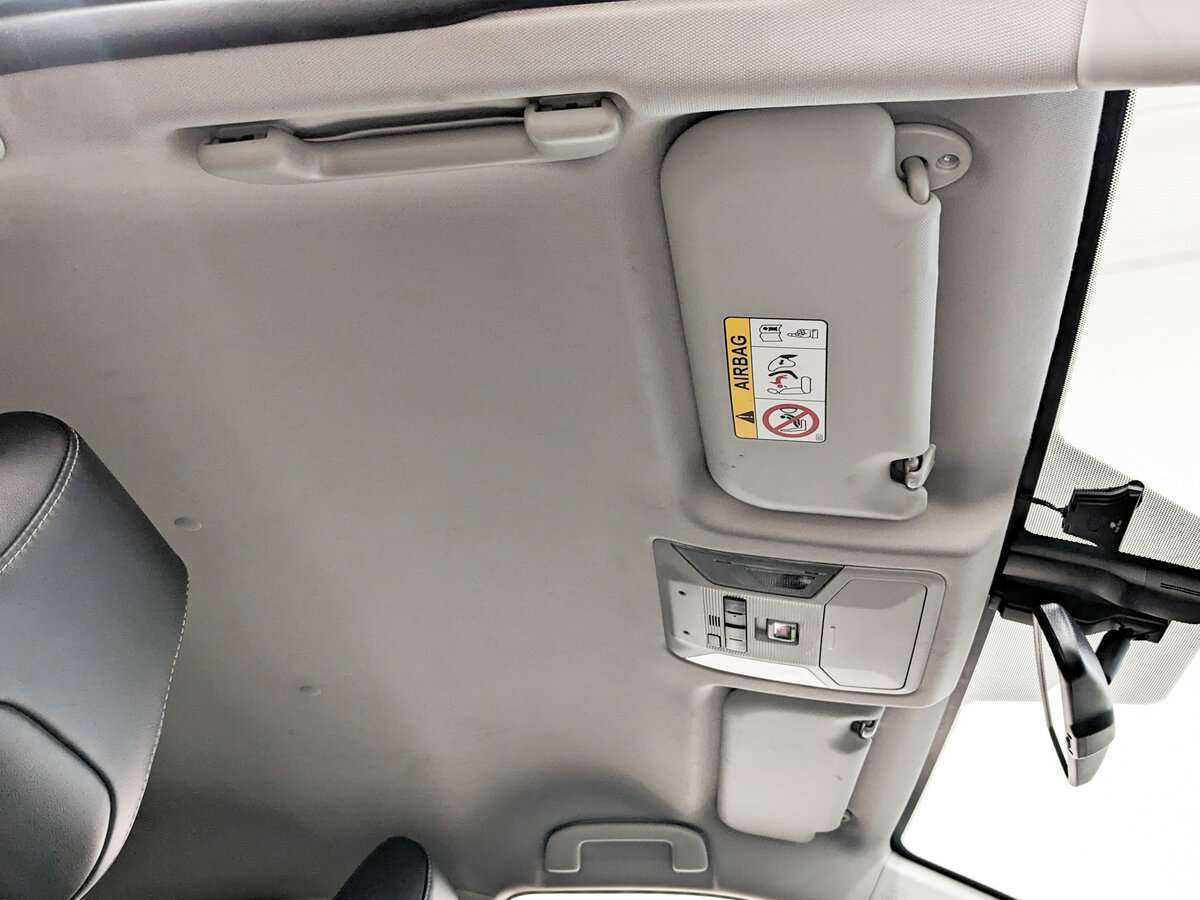 Toyota RAV4 2021 года с пробегом. Фото: #17