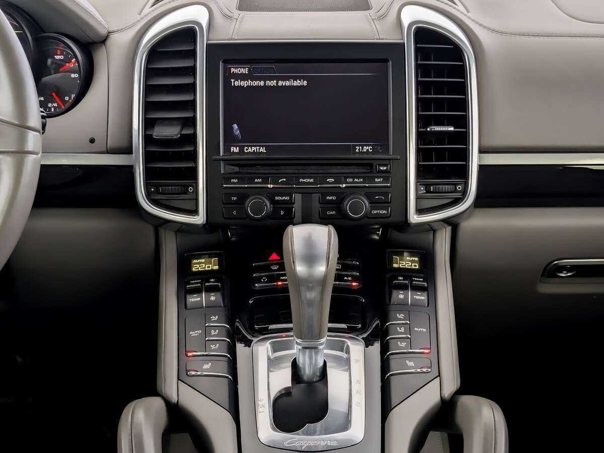 Porsche Cayenne 2012 года с пробегом. Фото: #12