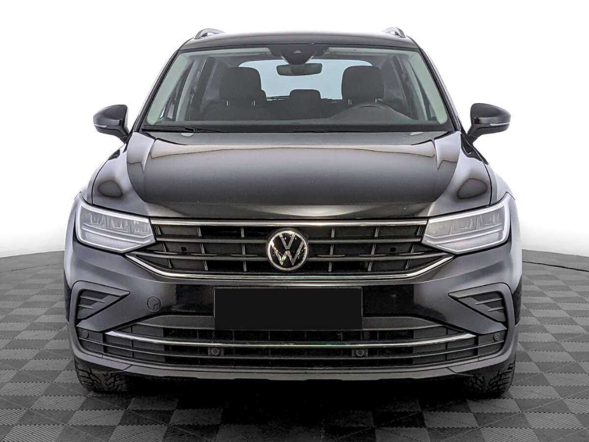 Volkswagen Tiguan 2021 года с пробегом. Фото: #1