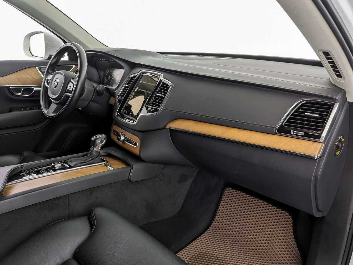 Volvo XC90 2021 года с пробегом. Фото: #8