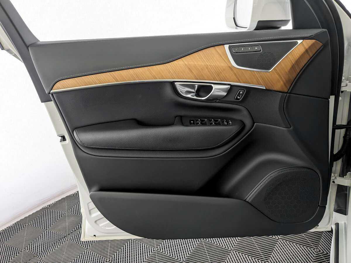 Volvo XC90 2021 года с пробегом. Фото: #14