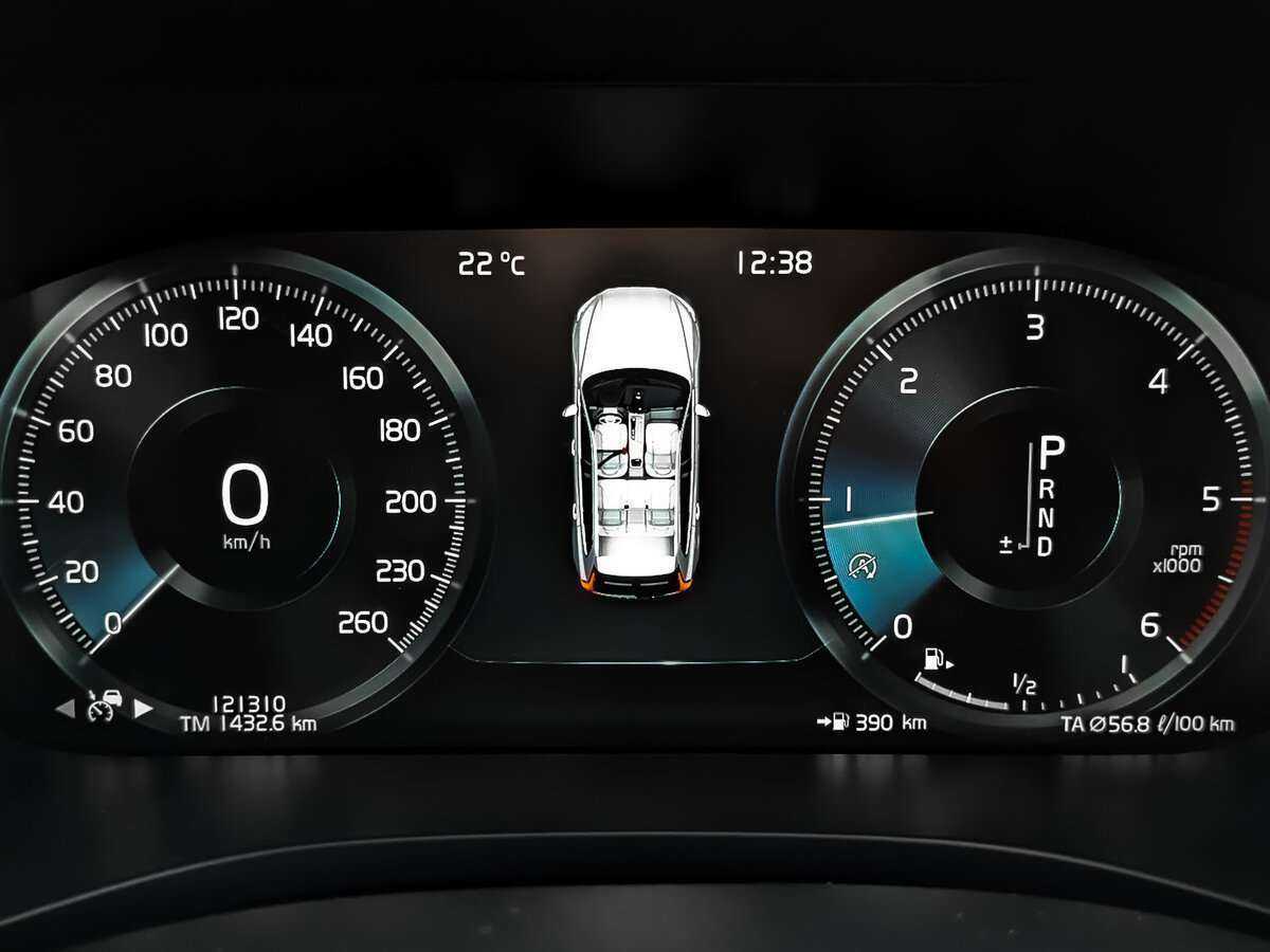 Volvo XC60 2018 года с пробегом. Фото: #11