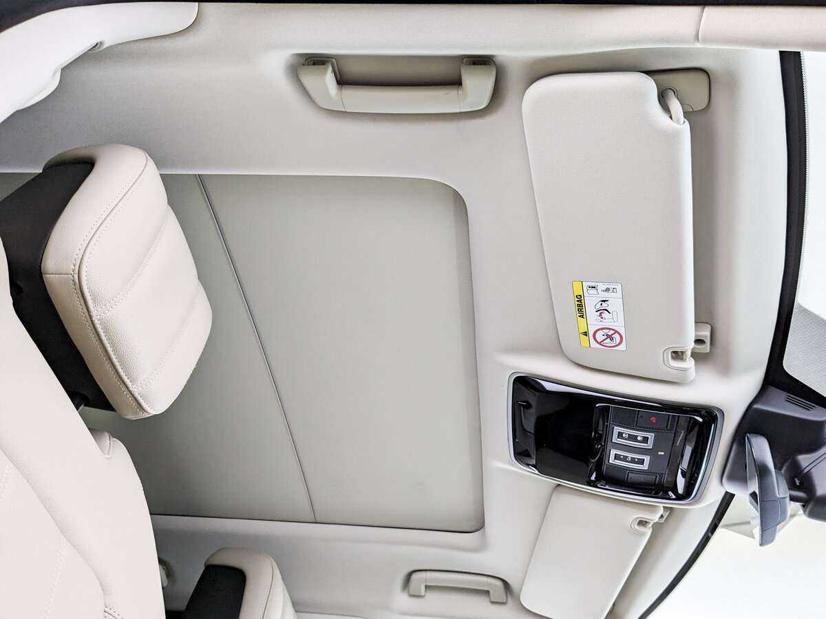 Land Rover Range Rover Sport 2020 года с пробегом. Фото: #18