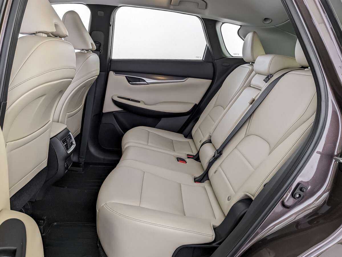 Infiniti QX50 2018 года с пробегом. Фото: #9