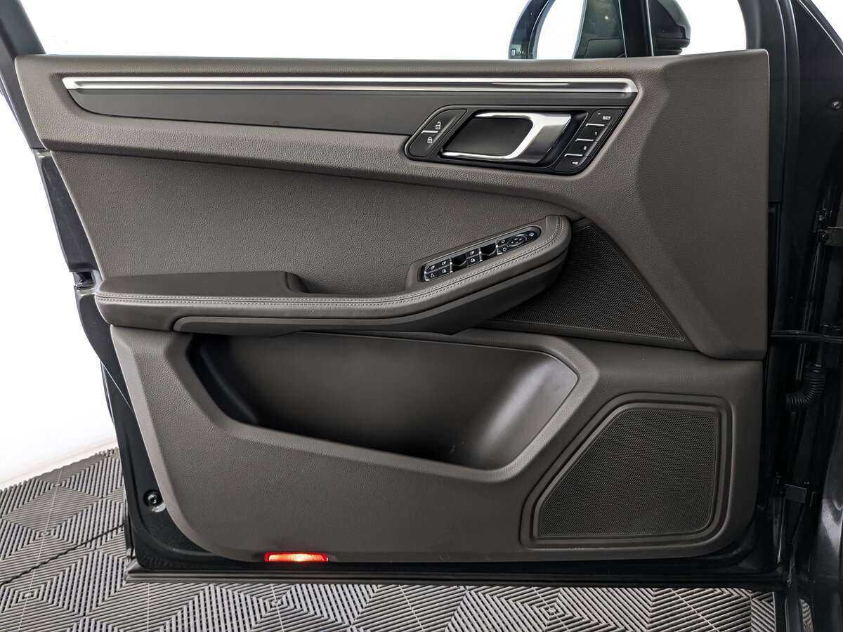 Porsche Macan 2020 года с пробегом. Фото: #18