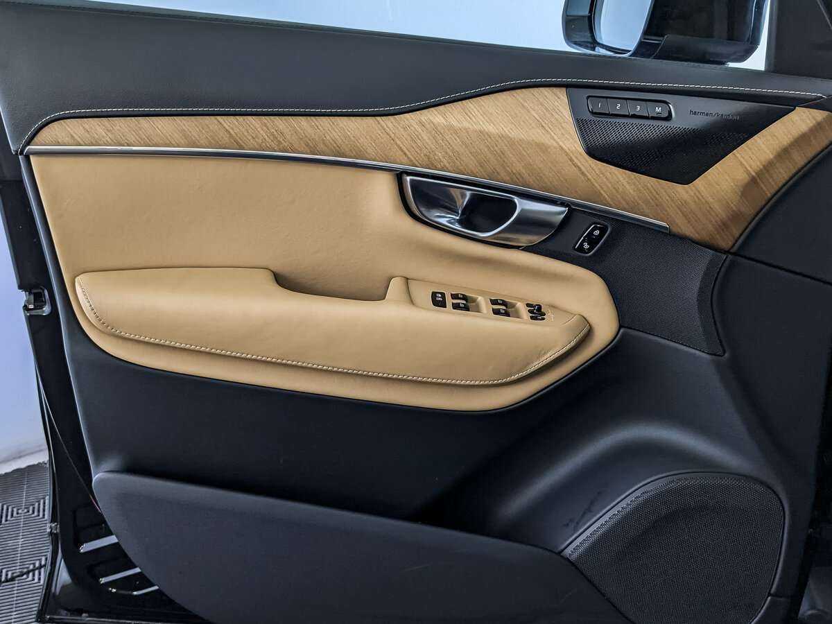 Volvo XC90 2019 года с пробегом. Фото: #13