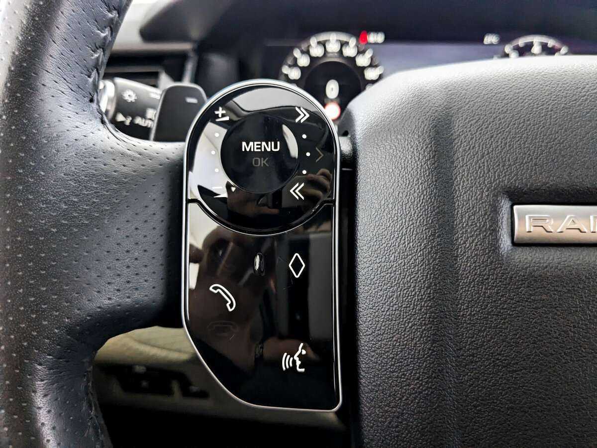 Land Rover Range Rover Velar 2020 года с пробегом. Фото: #25