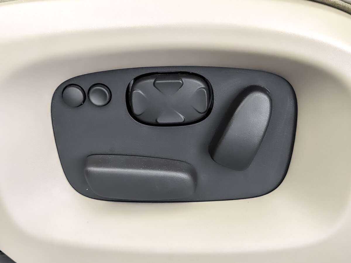 Land Rover Range Rover Sport 2014 года с пробегом. Фото: #19