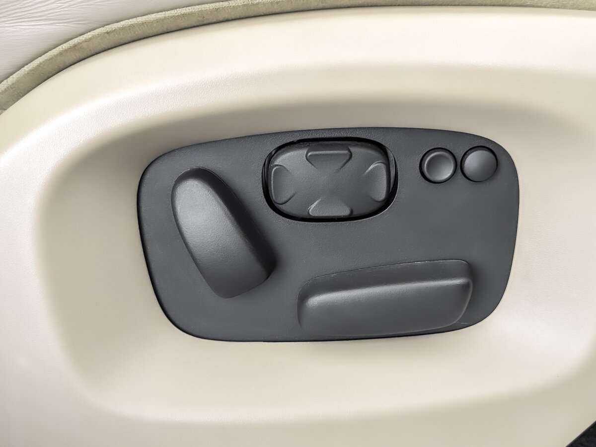 Land Rover Range Rover Sport 2014 года с пробегом. Фото: #23