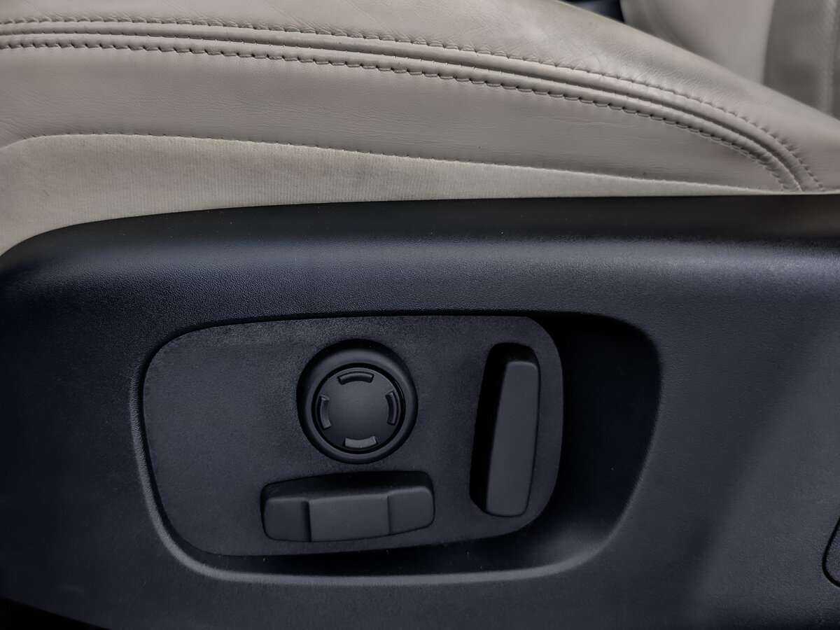 Land Rover Range Rover Sport 2020 года с пробегом. Фото: #18