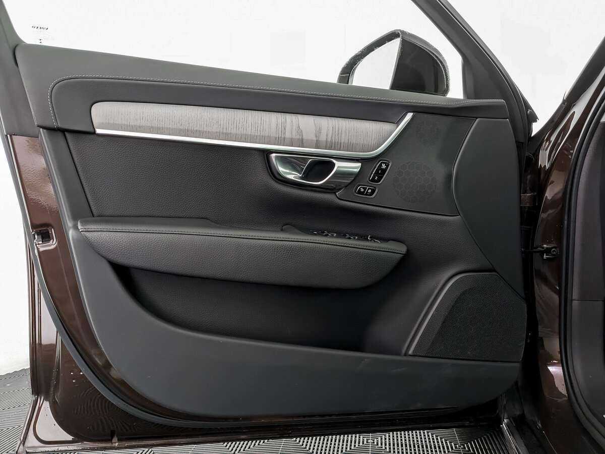 Volvo S90 2021 года с пробегом. Фото: #15