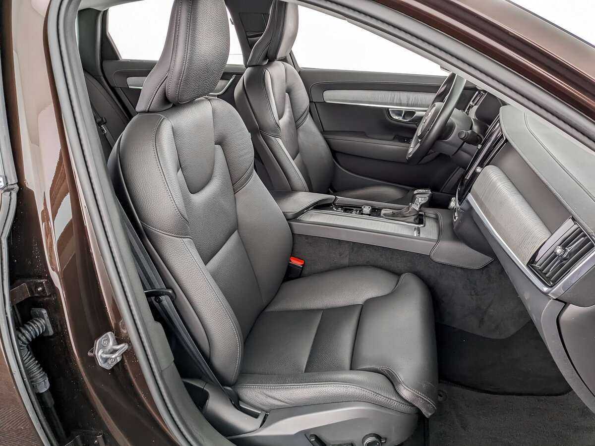 Volvo S90 2021 года с пробегом. Фото: #20