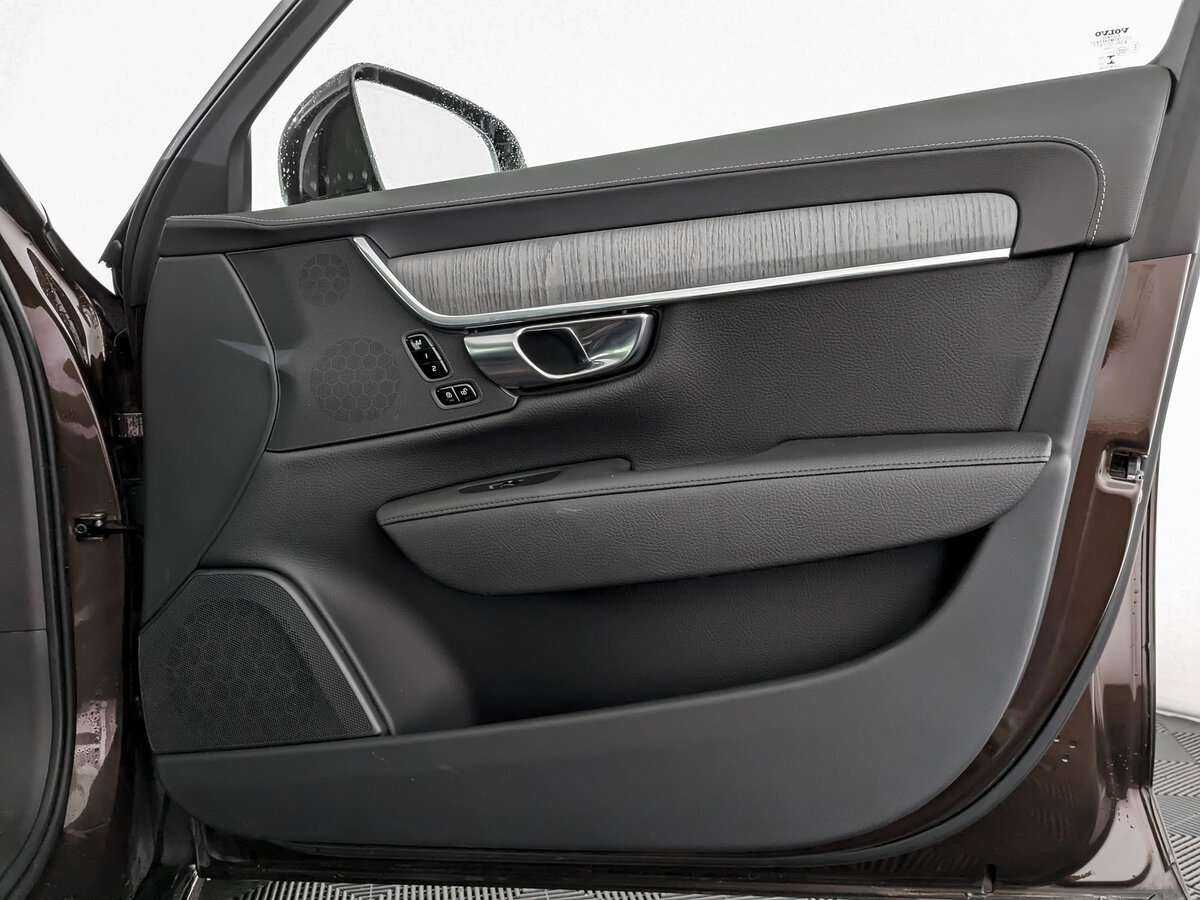 Volvo S90 2021 года с пробегом. Фото: #22