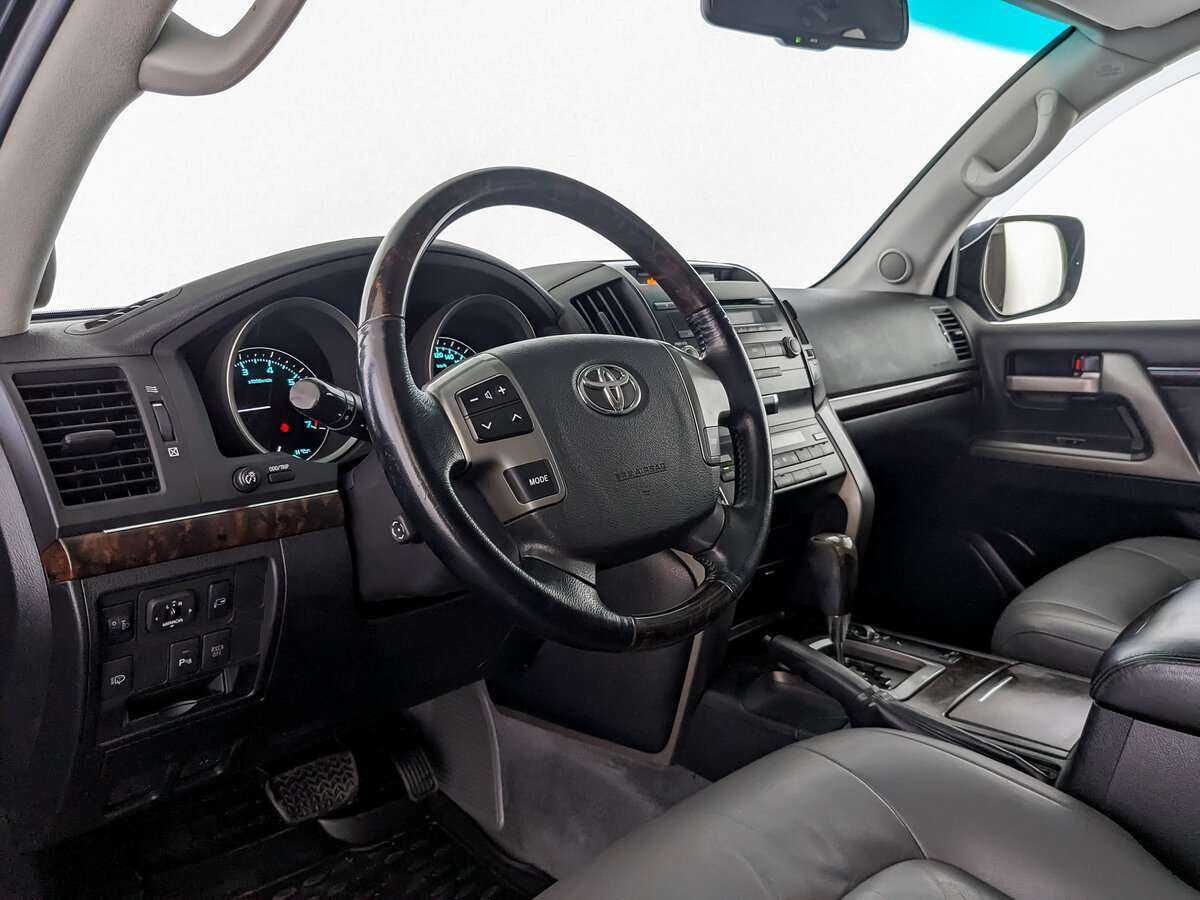 Toyota Land Cruiser 2008 года с пробегом. Фото: #9