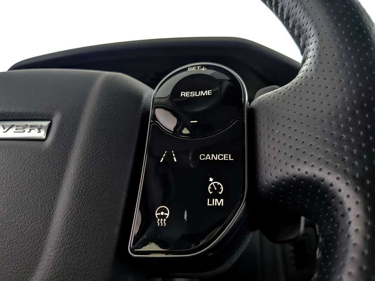 Land Rover Range Rover Velar 2020 года с пробегом. Фото: #21