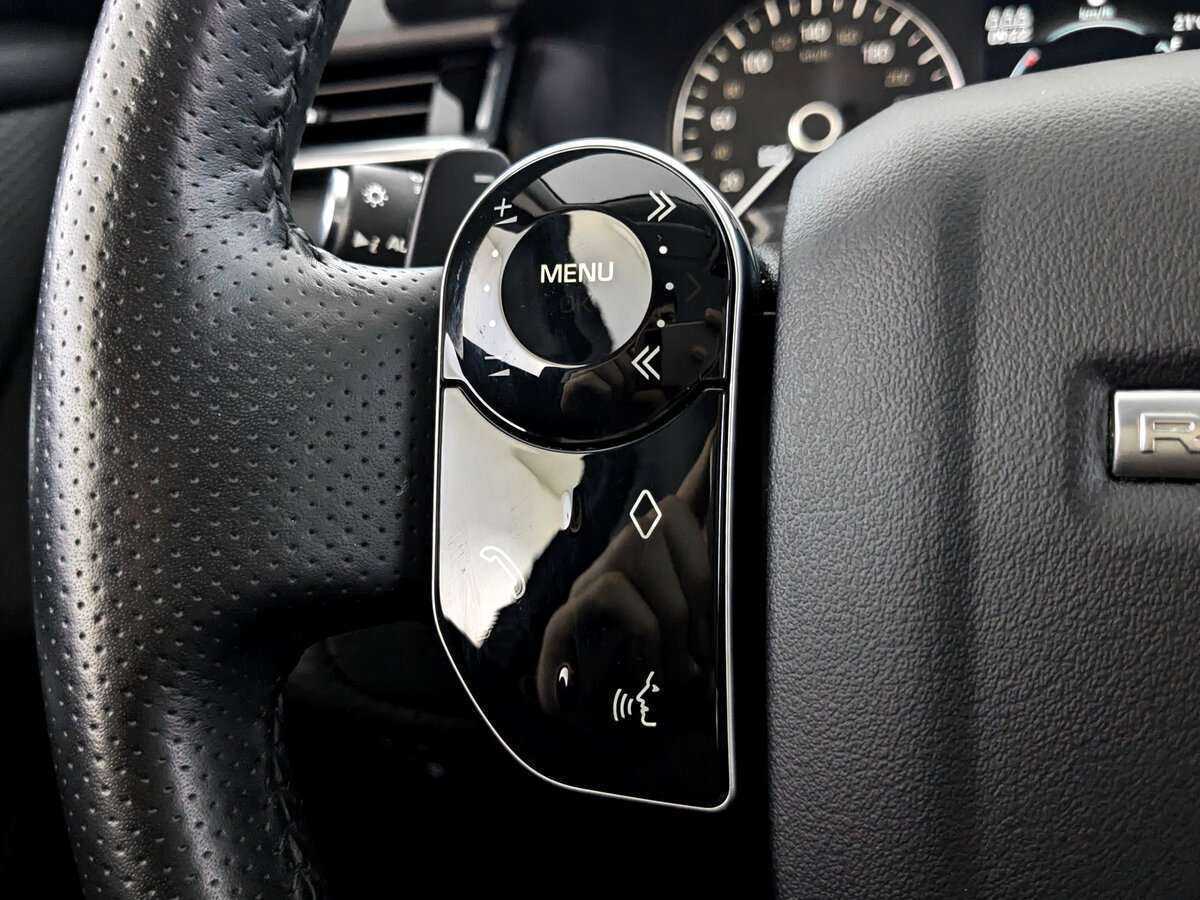 Land Rover Range Rover Velar 2020 года с пробегом. Фото: #22