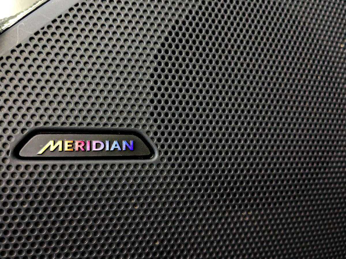 Land Rover Range Rover Velar 2021 года с пробегом. Фото: #22