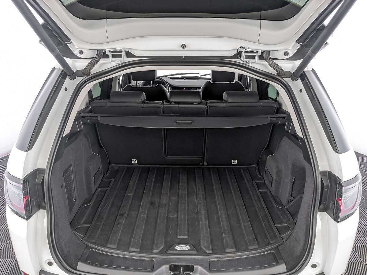 Land Rover Discovery Sport 2022 года с пробегом. Фото: #8