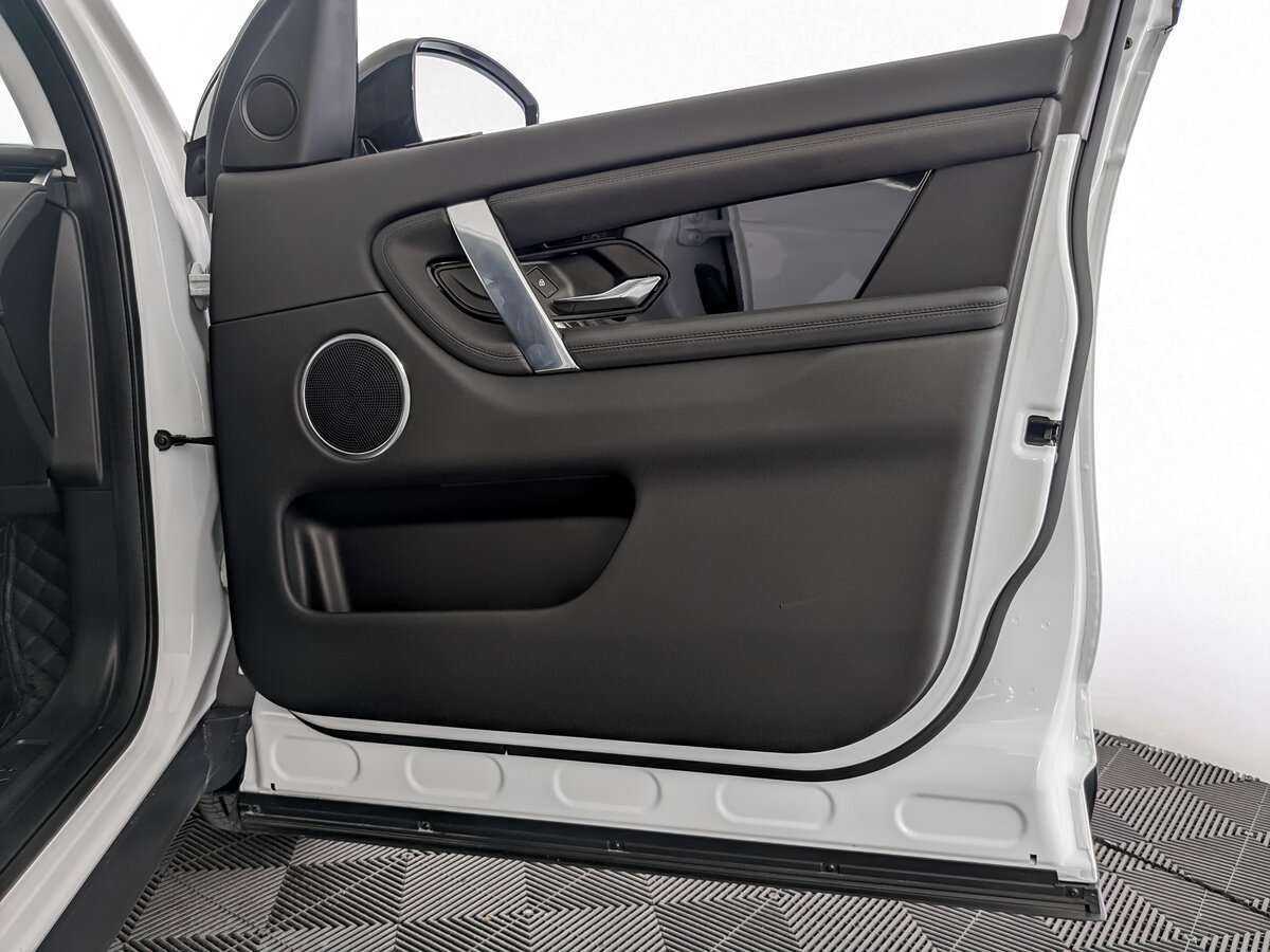 Land Rover Discovery Sport 2022 года с пробегом. Фото: #22