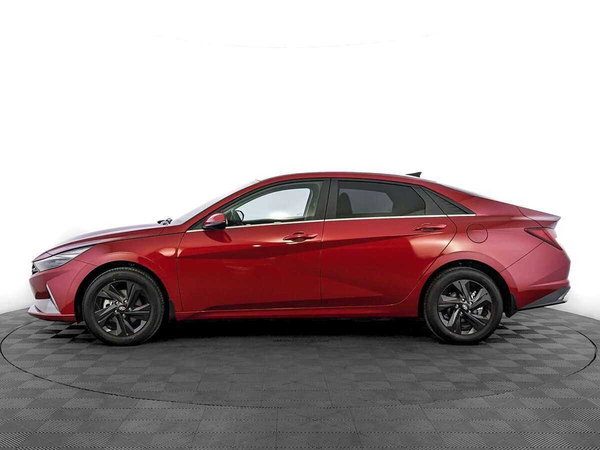 Hyundai Elantra 2022 года с пробегом. Фото: #7
