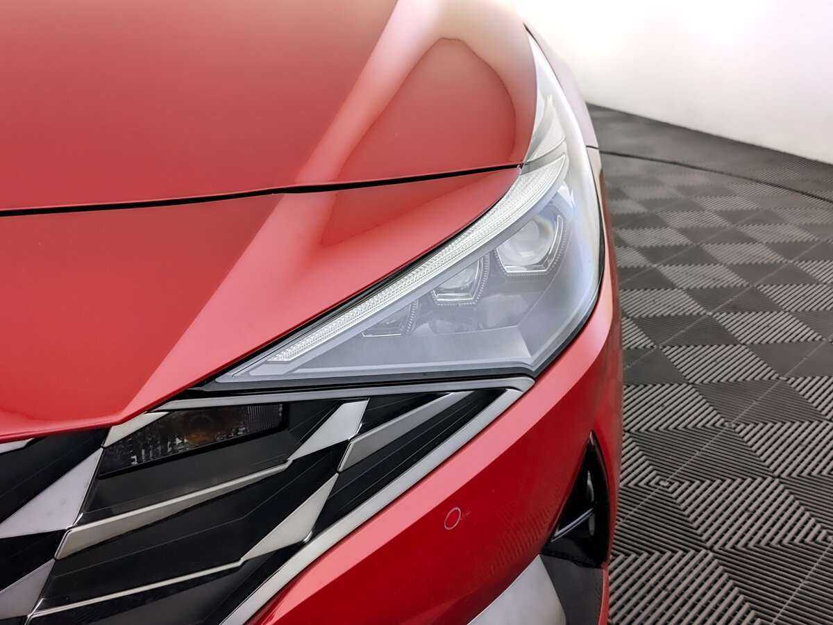 Hyundai Elantra 2022 года с пробегом. Фото: #16