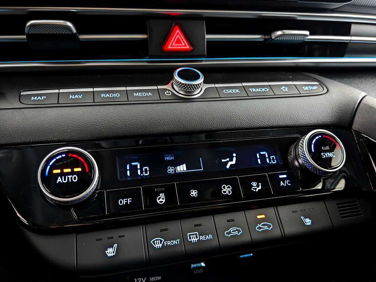 Hyundai Elantra 2022 года с пробегом. Фото: #27