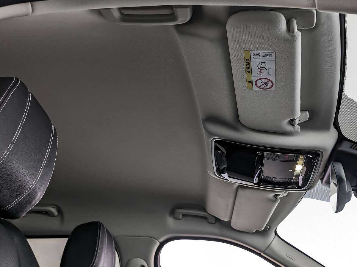 Land Rover Range Rover Velar 2019 года с пробегом. Фото: #19