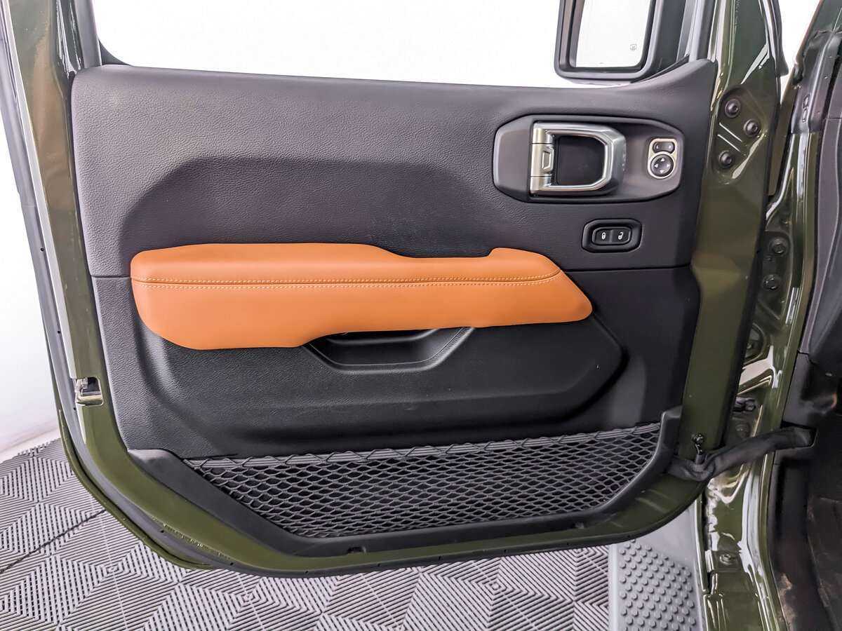 Jeep Wrangler 2021 года с пробегом. Фото: #17