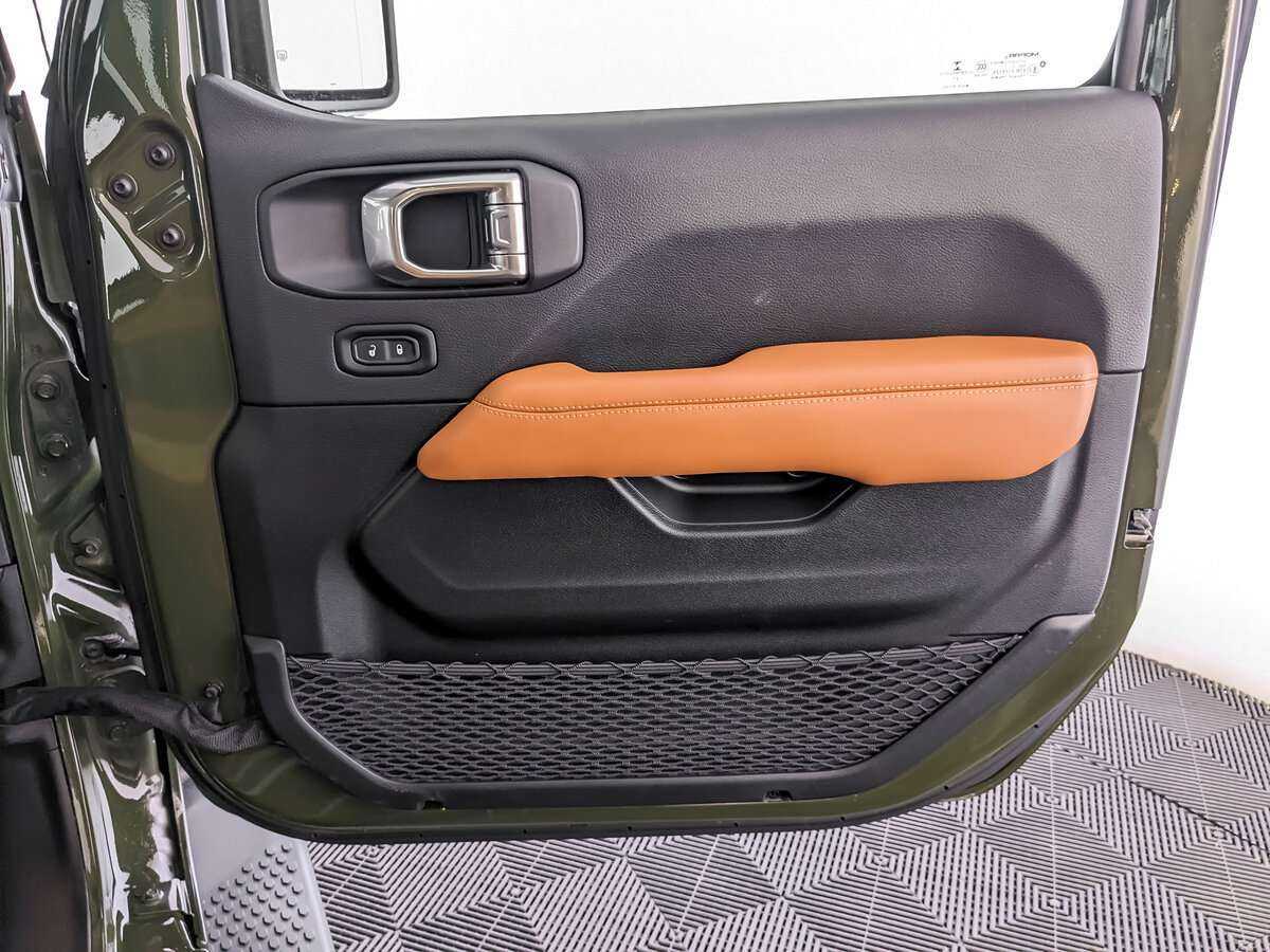 Jeep Wrangler 2021 года с пробегом. Фото: #22