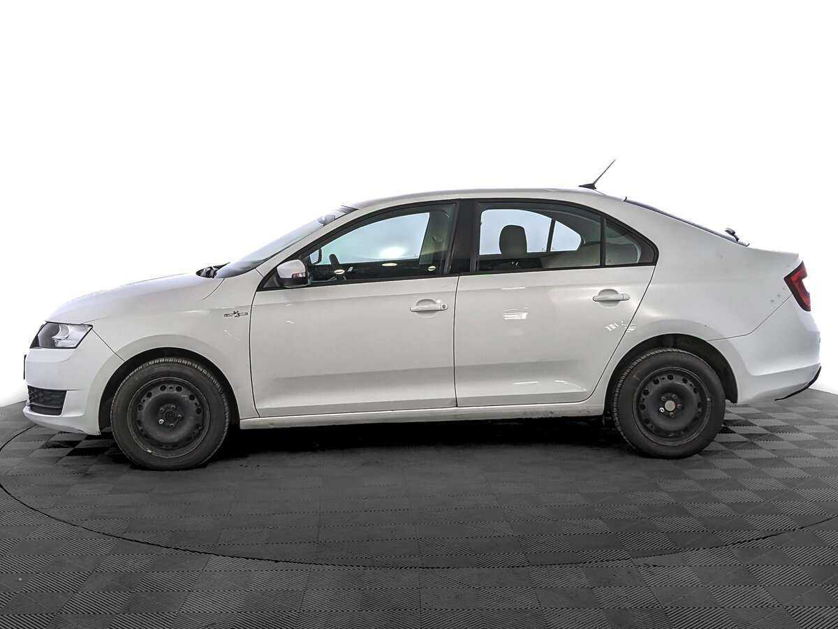 Б/У Шкода Рапид 2019 года. Фото: #7