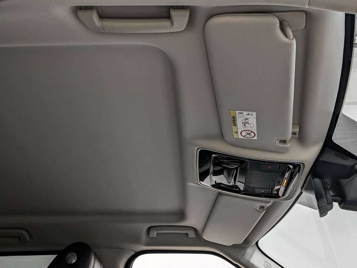 Land Rover Range Rover Sport 2017 года с пробегом. Фото: #18