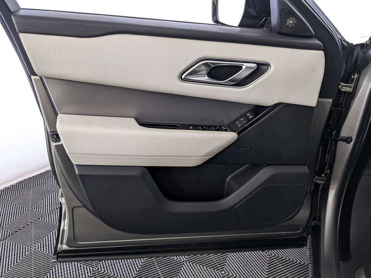 Land Rover Range Rover Velar 2018 года с пробегом. Фото: #13
