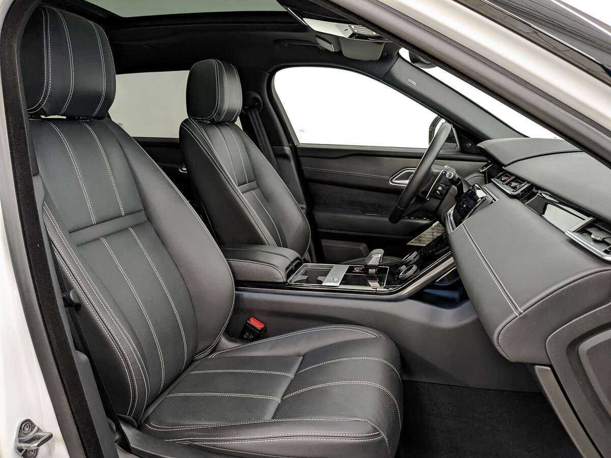 Land Rover Range Rover Velar 2021 года с пробегом. Фото: #18