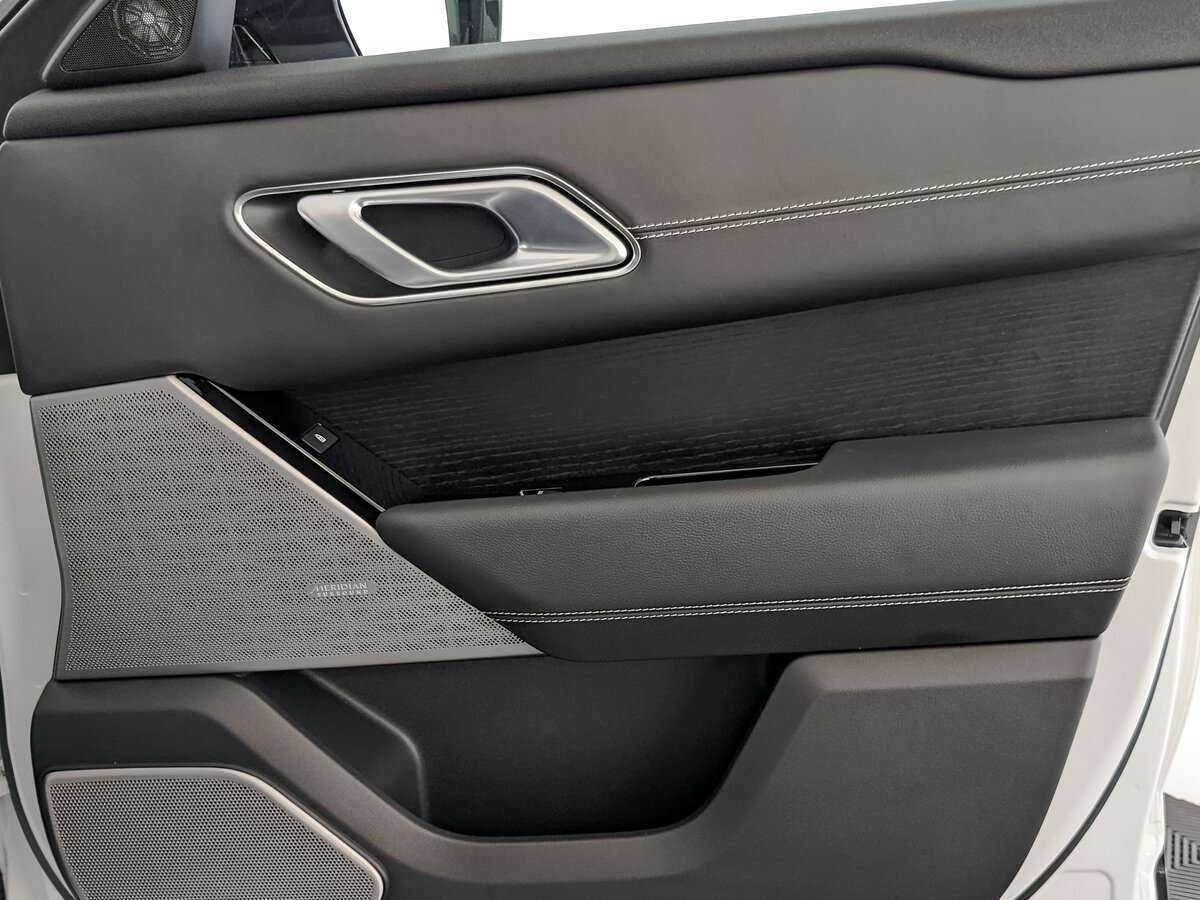 Land Rover Range Rover Velar 2021 года с пробегом. Фото: #19