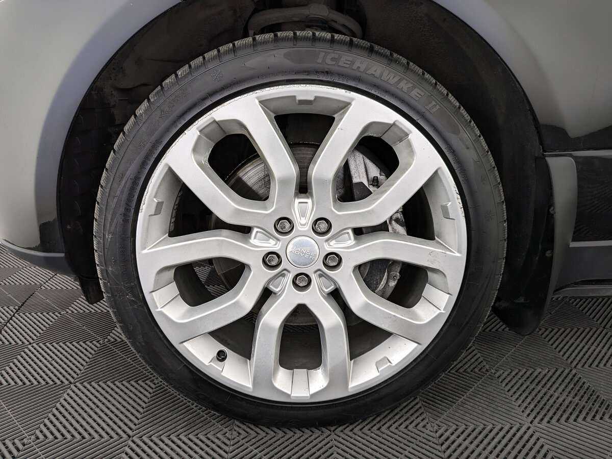 Land Rover Range Rover 2015 года с пробегом. Фото: #8