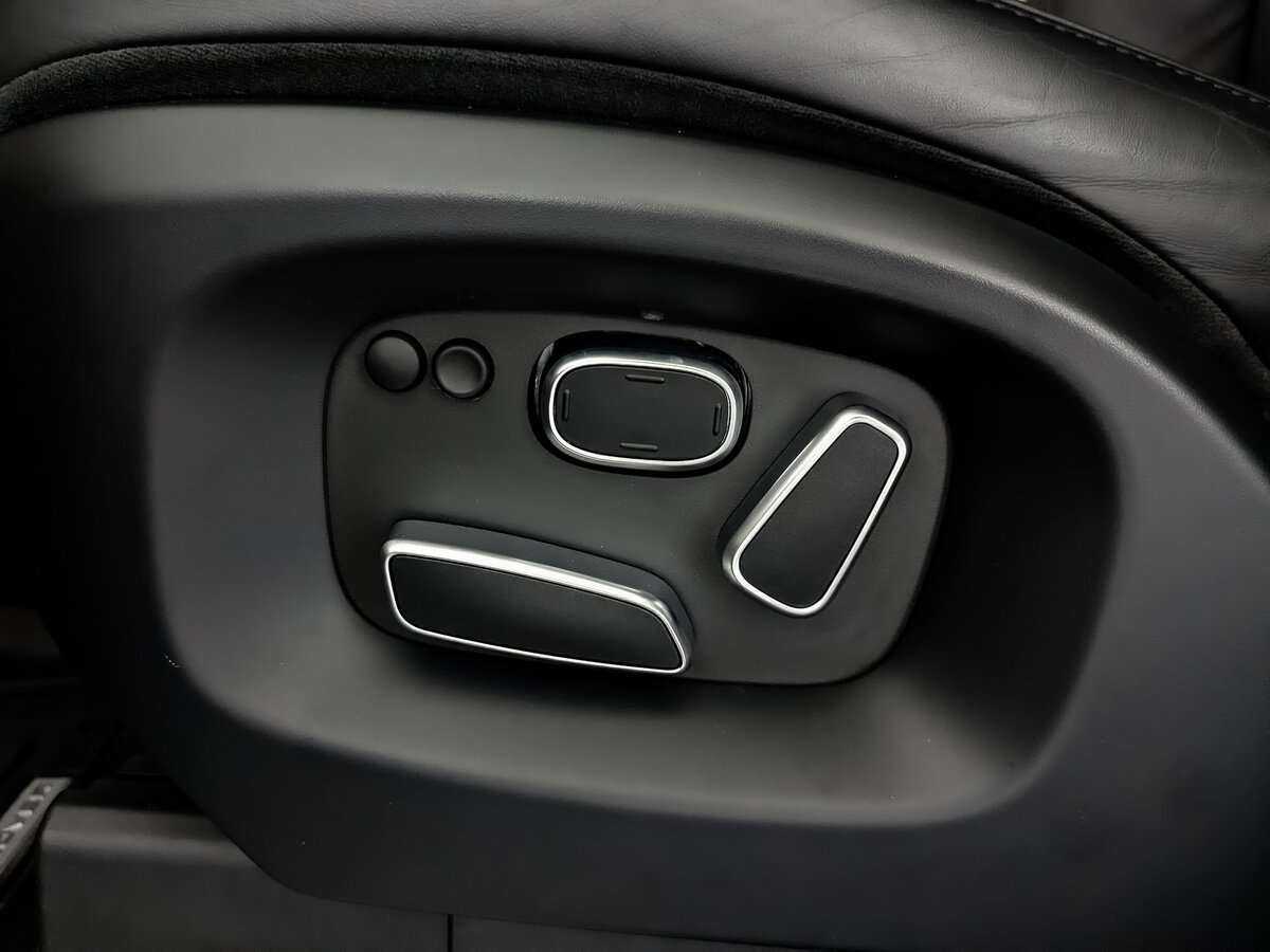 Land Rover Range Rover 2015 года с пробегом. Фото: #16