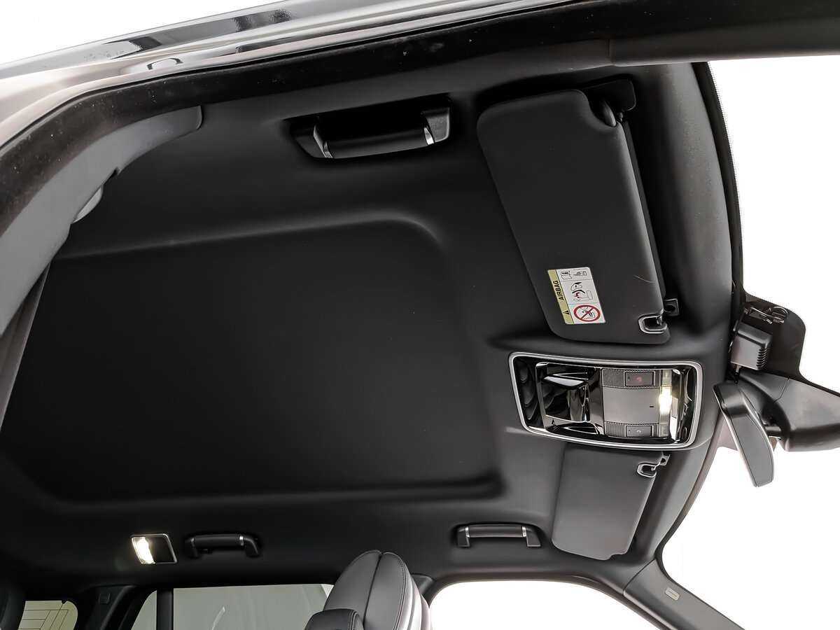 Land Rover Range Rover 2015 года с пробегом. Фото: #18